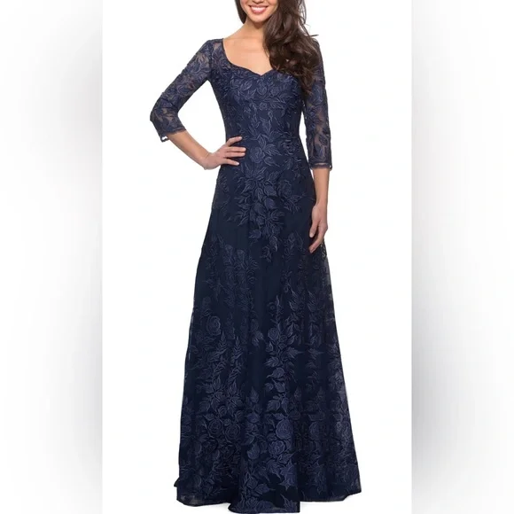La Femme | Dresses | La Femme Navy Floral Embroidered Mesh Aline Gown Size  6 Nwot | Poshmark